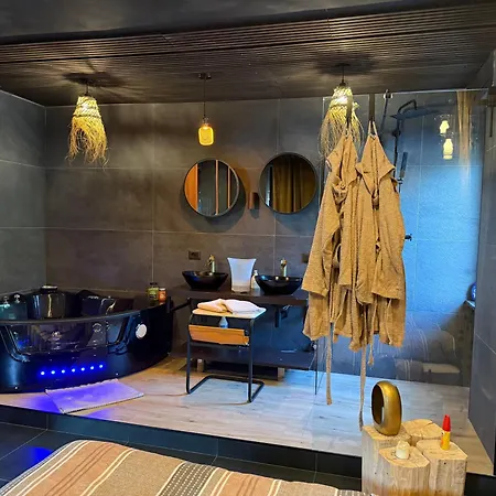 Apartment Luxury Relax Idromassaggio *